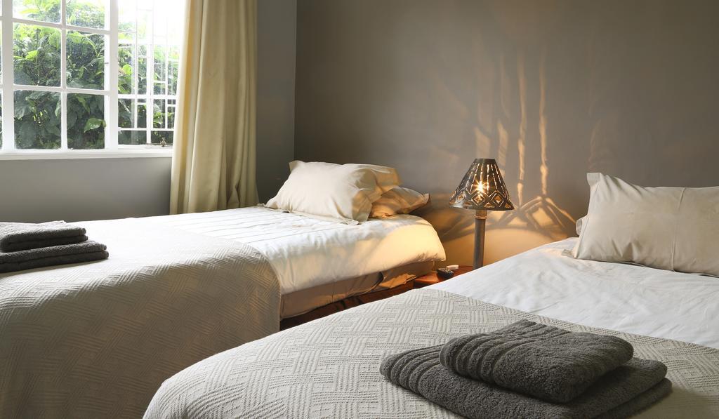 Sunbird Guest House Harare Room photo